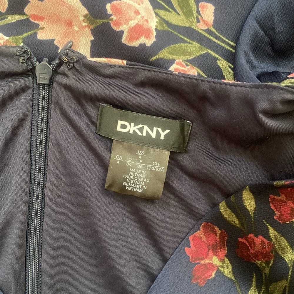 DKNY Midi Floral Dress Size 4 Flutter Sleeve Tie Waist Navy Easter Garden Party - Picture 7 of 15